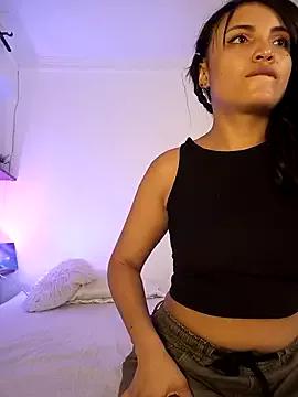 Try our girls live displays and explore the company of endless strippers, with beautiful physiques, vibrating toys and more.