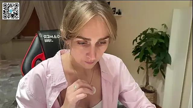 Photos of VampyMary from StripChat is Private