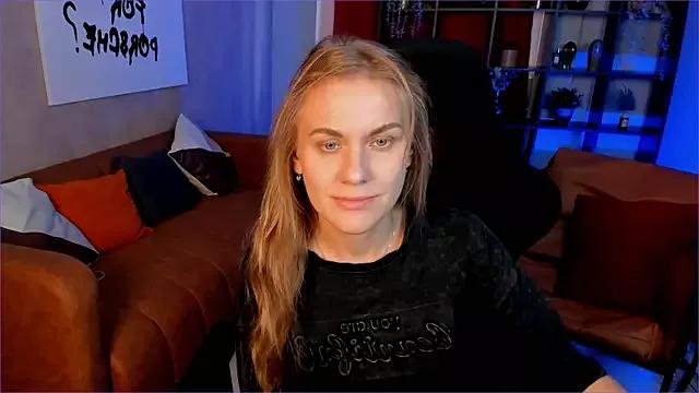 Try our girls live displays and explore the company of endless strippers, with beautiful physiques, vibrating toys and more.