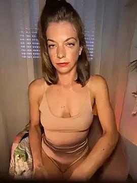 Vanillezucker from StripChat is Freechat
