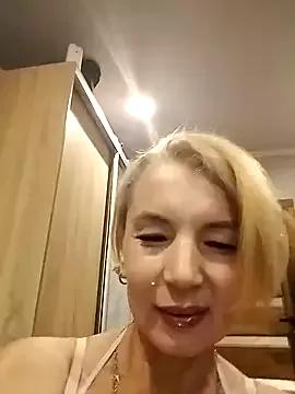 VasylynaLove42 from StripChat is Freechat