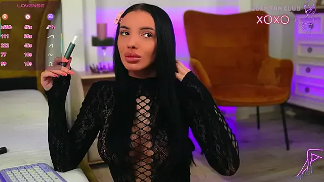 VelmaEvans — Boobs tease 