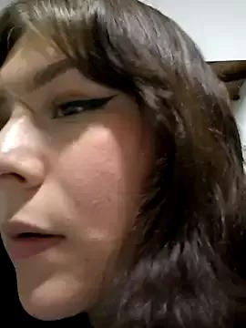 velvet_rosee from StripChat is Freechat