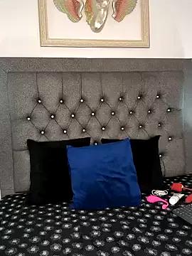 velvet_rosee from StripChat is Freechat