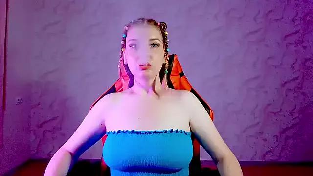 Try our girls live displays and explore the company of endless strippers, with beautiful physiques, vibrating toys and more.