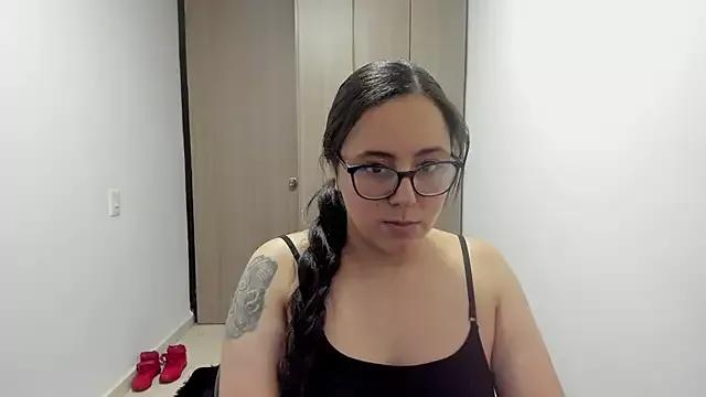 Venus_cat_ from StripChat is Freechat