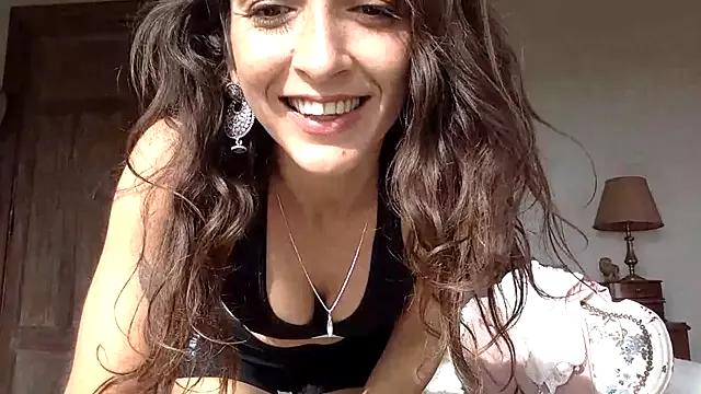 venuslibre from StripChat is Freechat