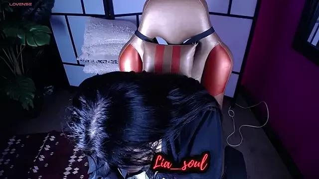Try our girls live displays and explore the company of endless strippers, with beautiful physiques, vibrating toys and more.