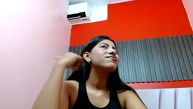 Avatar of VeronicaRobles