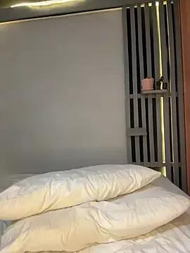 Vicky-Andrade from StripChat is Freechat