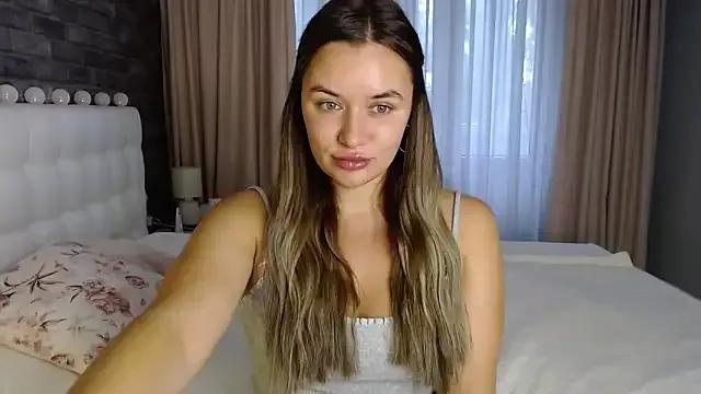 Try our girls live displays and explore the company of endless strippers, with beautiful physiques, vibrating toys and more.