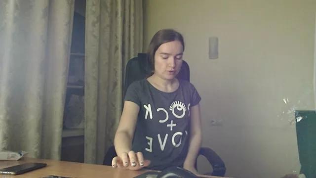 Vikky_krausss from StripChat