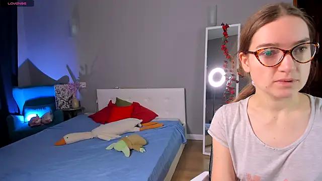 Vikky_krausss from StripChat
