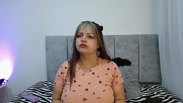 vintoria_cherry from StripChat is Freechat