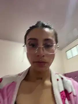 Violeet-Smith from StripChat is Freechat