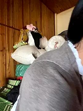 violet-00 from StripChat is Freechat