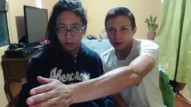 Violet_And_Smith from StripChat is Freechat