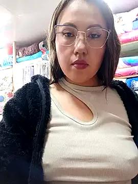 Try our girls live displays and explore the company of endless strippers, with beautiful physiques, vibrating toys and more.