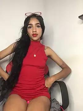 Try our girls live displays and explore the company of endless strippers, with beautiful physiques, vibrating toys and more.
