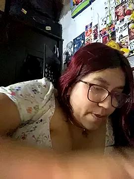 Try our girls live displays and explore the company of endless strippers, with beautiful physiques, vibrating toys and more.