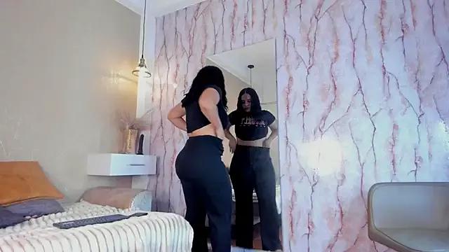 Violetrousse from StripChat is Freechat