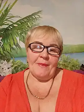 Avatar of VioletSweet5566