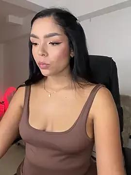 violettaa18 from StripChat is Freechat