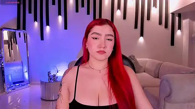 Try our girls live displays and explore the company of endless strippers, with beautiful physiques, vibrating toys and more.