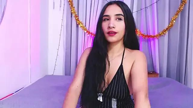 Try our girls live displays and explore the company of endless strippers, with beautiful physiques, vibrating toys and more.