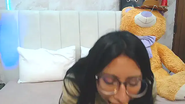 Avatar of VioletxBloom