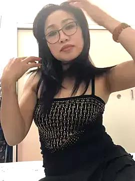 Try our girls live displays and explore the company of endless strippers, with beautiful physiques, vibrating toys and more.