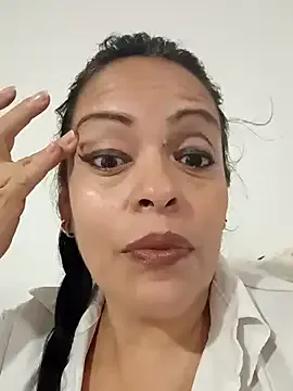 viviana-sexi — 4 dedos en pussy