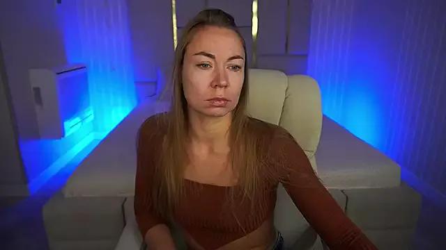 Try our girls live displays and explore the company of endless strippers, with beautiful physiques, vibrating toys and more.