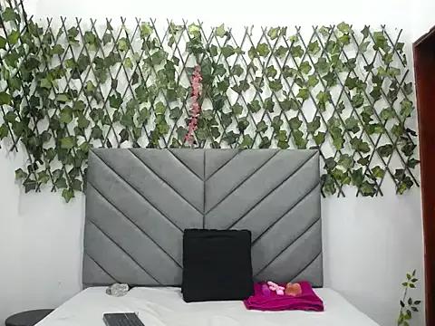 vlunaper from StripChat is Freechat