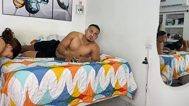 Try our girls live displays and explore the company of endless strippers, with beautiful physiques, vibrating toys and more.