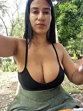 Try our girls live displays and explore the company of endless strippers, with beautiful physiques, vibrating toys and more.