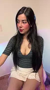 Try our girls live displays and explore the company of endless strippers, with beautiful physiques, vibrating toys and more.