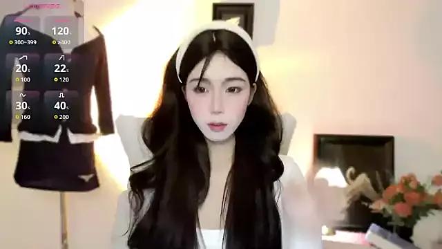 Wfrost0707 from StripChat is Freechat