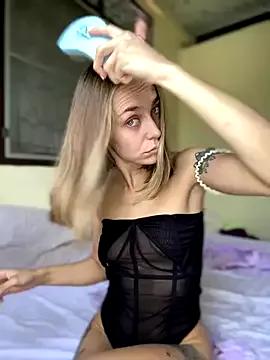 White_mistress from StripChat is Freechat