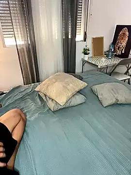 Wild2XXX from StripChat is Freechat