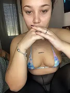 Try our girls live displays and explore the company of endless strippers, with beautiful physiques, vibrating toys and more.