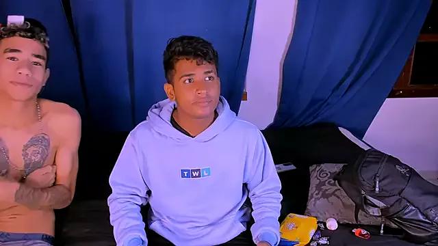 Try our girls live displays and explore the company of endless strippers, with beautiful physiques, vibrating toys and more.