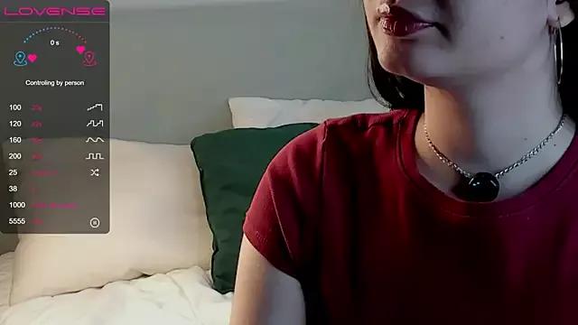 WildaBisom from StripChat is Freechat