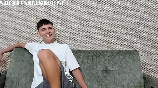 Try our girls live displays and explore the company of endless strippers, with beautiful physiques, vibrating toys and more.