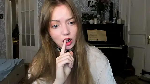 Photos of wilson_chloe from StripChat is Freechat