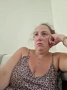 Wisie_Cutie from StripChat is Freechat