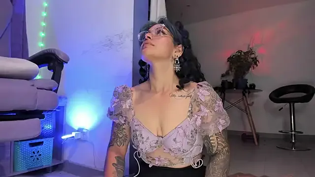 Avatar of witchviolet