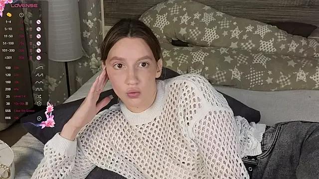 Wow_jessie from StripChat is Freechat