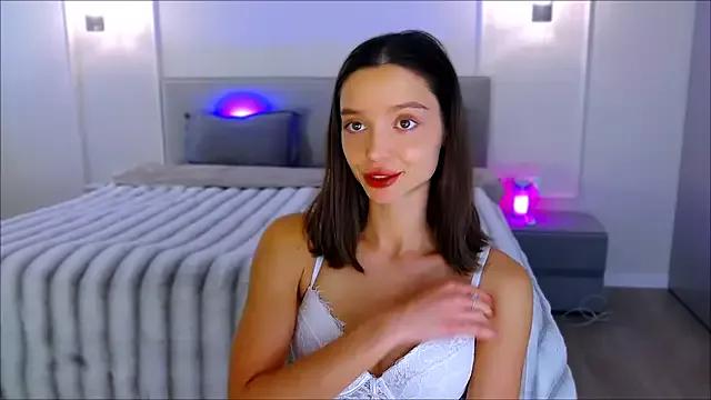 wow_Mia from StripChat