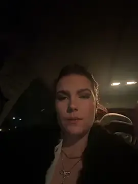 xBadRed — King of the room gets control link 1m